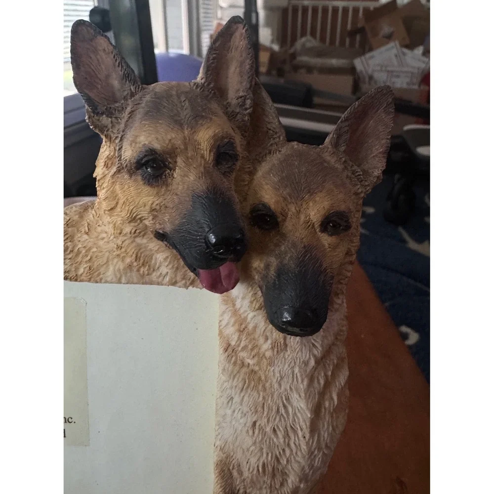 E&S Imports German Shepherd Dog 3D Hand Painted Resin Picture Frame Vintage EUC
